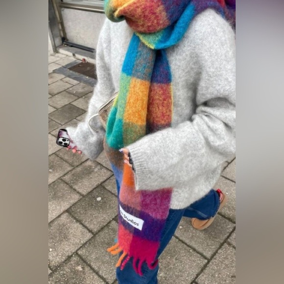 NWOT Tags Blanket Scarf - Picture 8 of 11